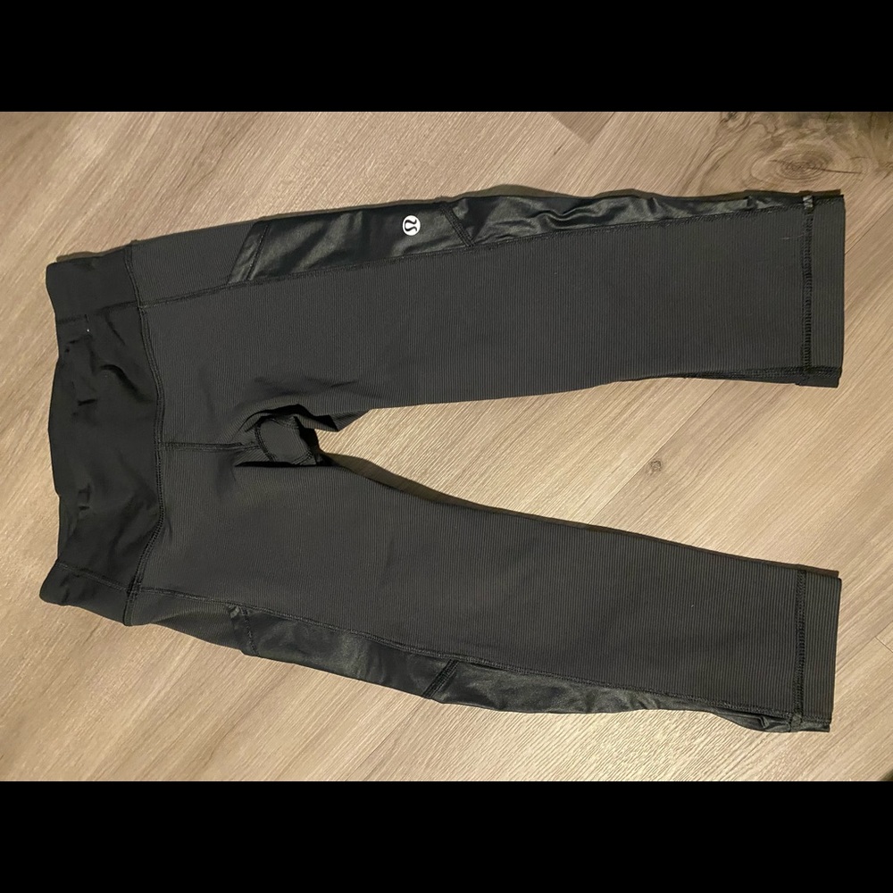Lululemon size 2 leggings